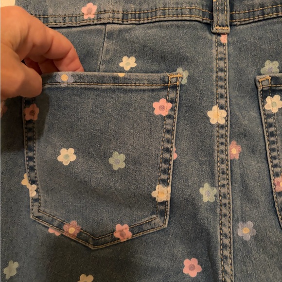 No Boundaries Light Blue Denim Floral Jeans - Picture 7 of 8